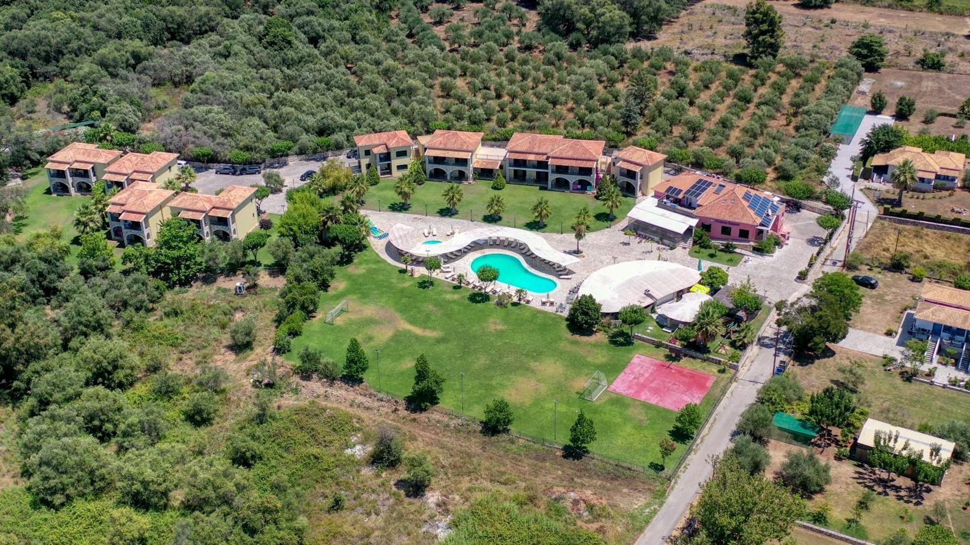 Perdika Resort Esterno foto