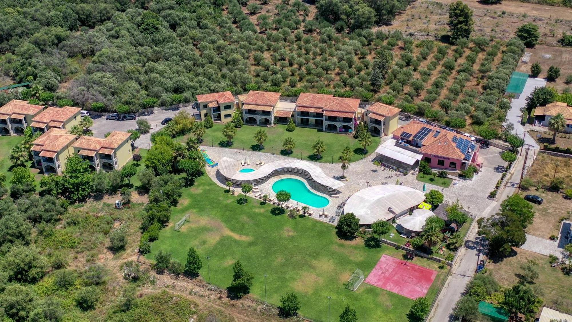 Perdika Resort Esterno foto