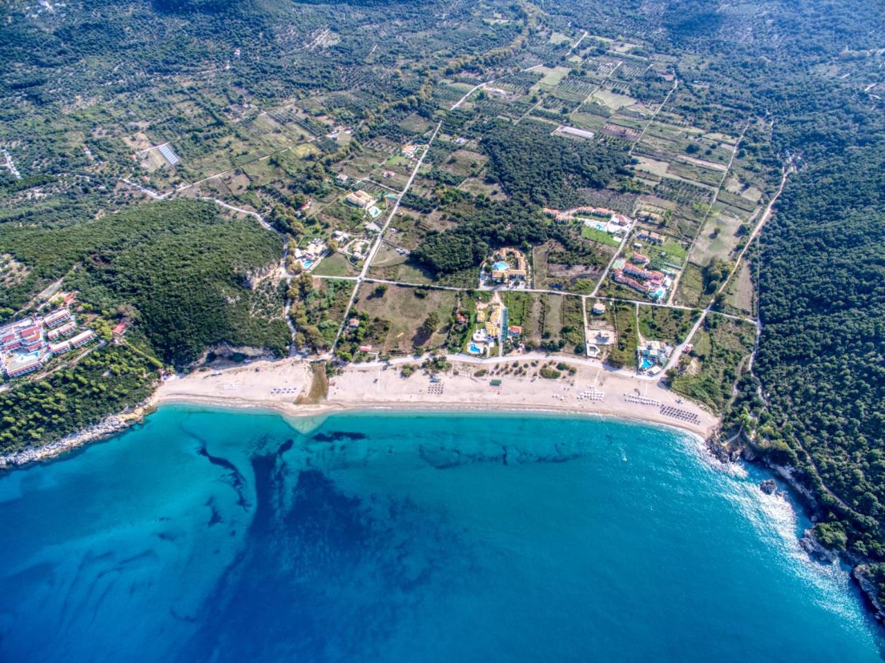 Perdika Resort Esterno foto